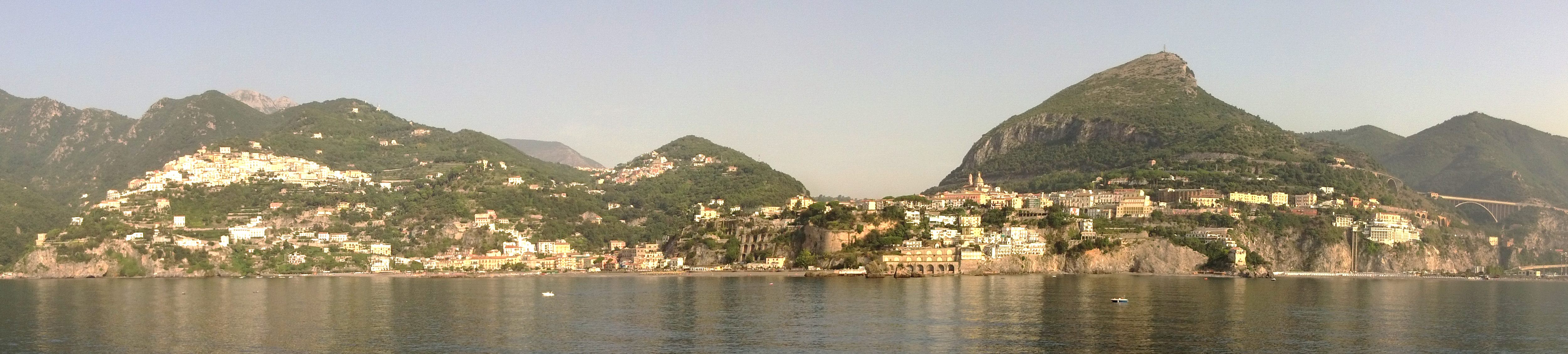 Bild "Reisen:2015_09_Italien_und_Sizilien_Vietri_sul_Mare_bei_Salerno.jpg"
